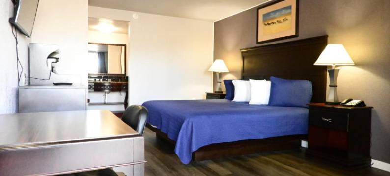 R 晚星套房酒店(R Nite Star Inn and Suites -Home of the Cowboys & Rangers)图片