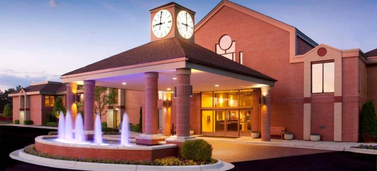 安阿伯丽晶套房酒店(Ann Arbor Regent Hotel and Suites)图片