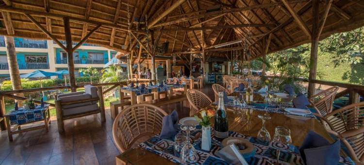 海豚套房酒店(Dolphin Suites)图片