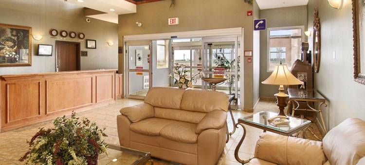 克莱蒙-大草原华美达酒店(Ramada by Wyndham Clairmont/Grande Prairie)图片