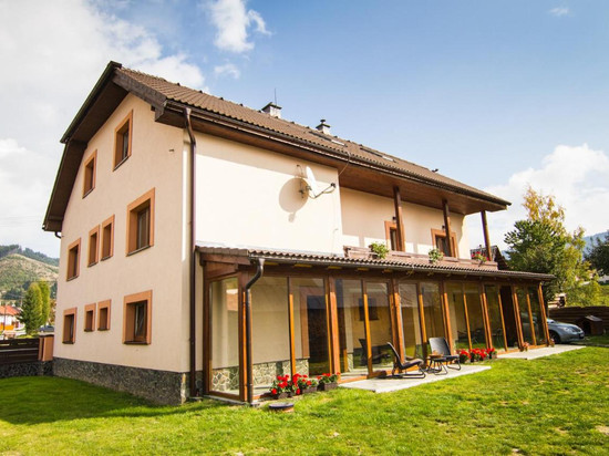 特尔家特俱乐部公寓酒店