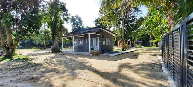 拉贾瓦里河畔休闲木屋(Rajawali Riverside Retreat)图片