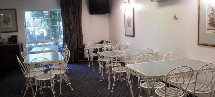 奥罗维尔速8酒店(Super 8 by Wyndham Oroville)图片