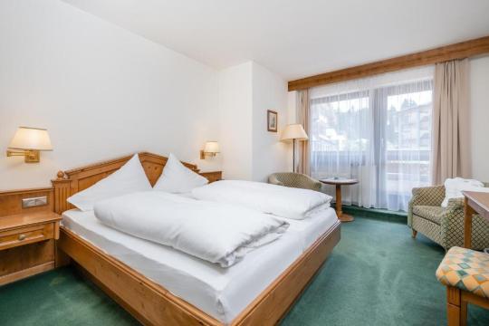 Hotel Dachstein Over view