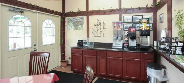 巴特尔克里克骑士酒店(Knights Inn Battle Creek)图片