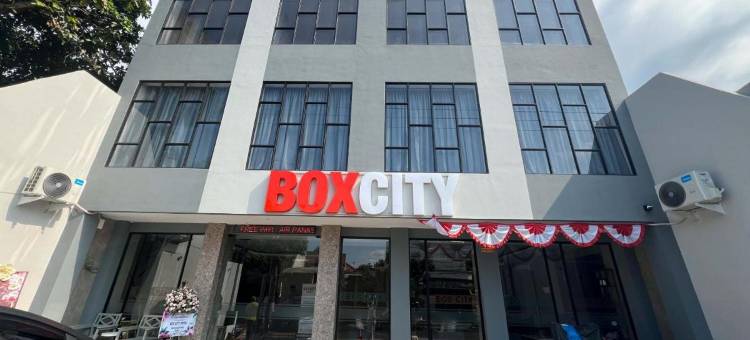 盒城酒店莫佐克托(Box City Hotel Mojokerto)图片