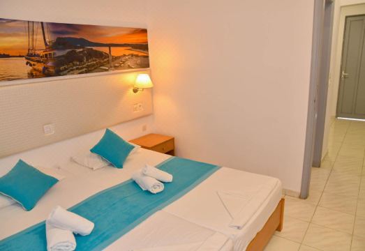 Blue Nest Hotel Hotel Overview