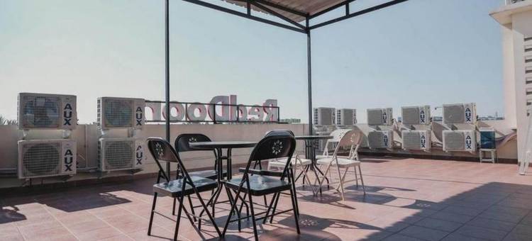 红多兹普拉斯酒店-近苏加诺哈达机场皇冠公园(RedDoorz Plus Near Soekarno Hatta Airport Taman Mahkota)图片