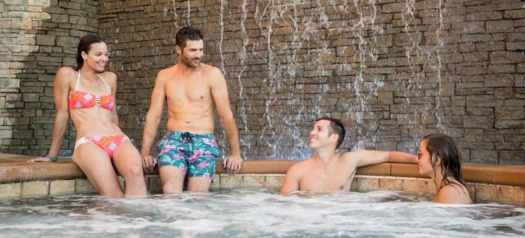 卡姆登湖度假酒店(Camden on the Lake Resort)图片