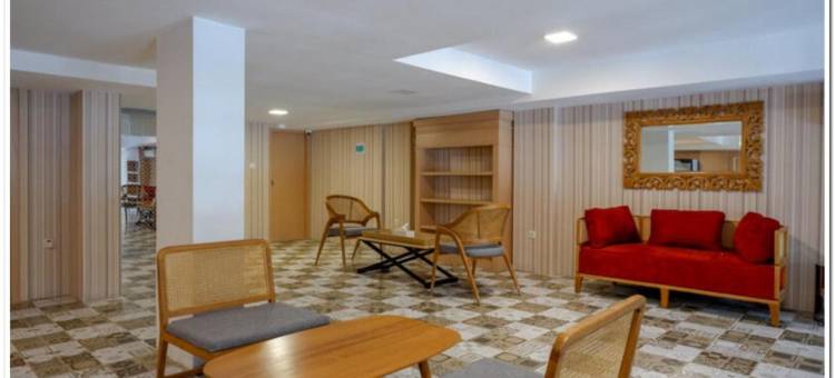 红多兹普拉斯酒店-三宝垄马杜科罗拉亚(RedDoorz Plus @ Madukoro Raya Semarang)图片