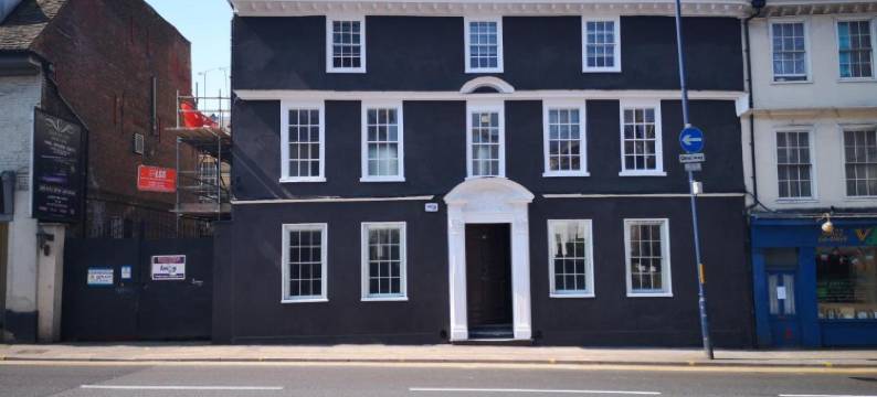 石院子房子(Stone Court House)图片