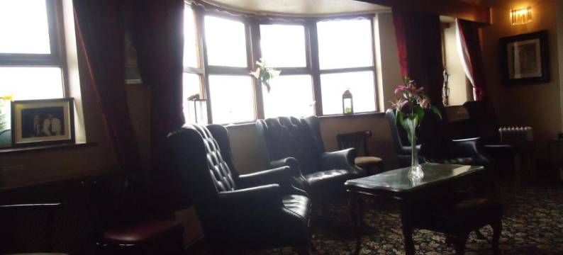 坦普尔莫尔阿姆斯酒店(Templemore Arms Hotel)图片