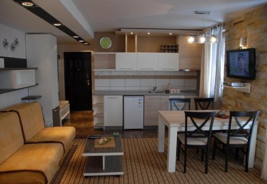 Villa Milmari Hotel Overview