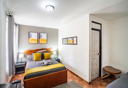 La Flor de Coco Hotel Overview