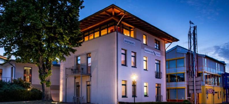 马洛莱科尼兹塔尔酒店(Recknitztal-Hotel Marlow)图片