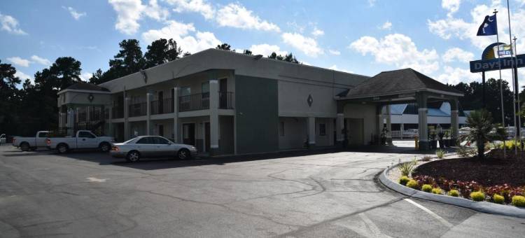 古斯克里克戴斯酒店(Days Inn by Wyndham Goose Creek)图片