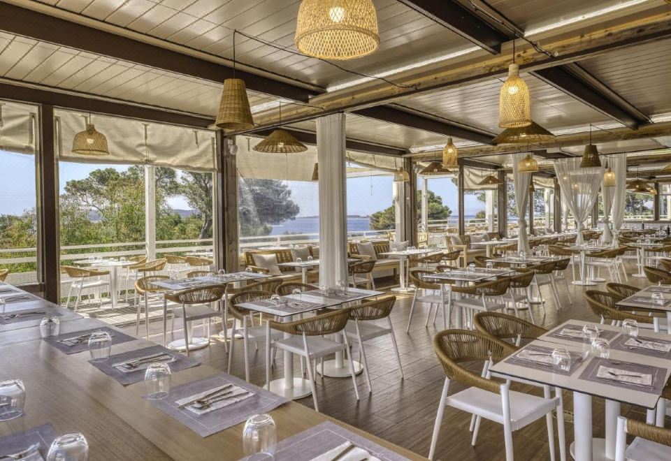 Belambra Clubs Presqu'île de Giens - les Criques Hotel Overview