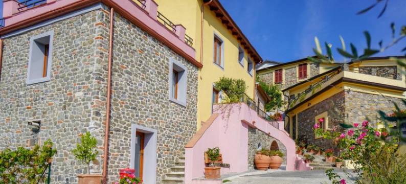 诗人的修道院(Eremo dei Poeti Albergo Diffuso)图片