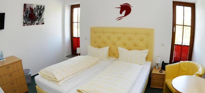 罗特艾尔霍恩精品酒店餐厅(Hotel-Restaurant Rotes Einhorn Düren)图片