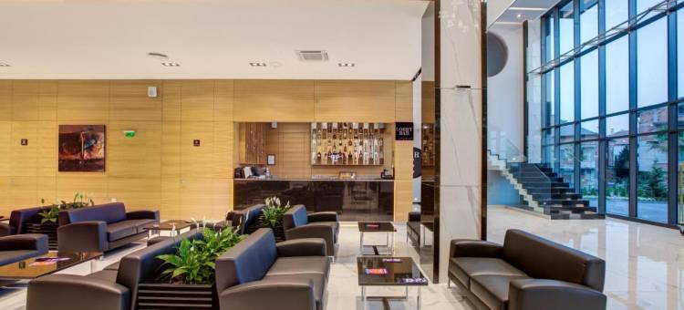 梅里特大漠斯塔酒店及娱乐场(Merit Grand Mosta Spa Hotel & Casino)图片