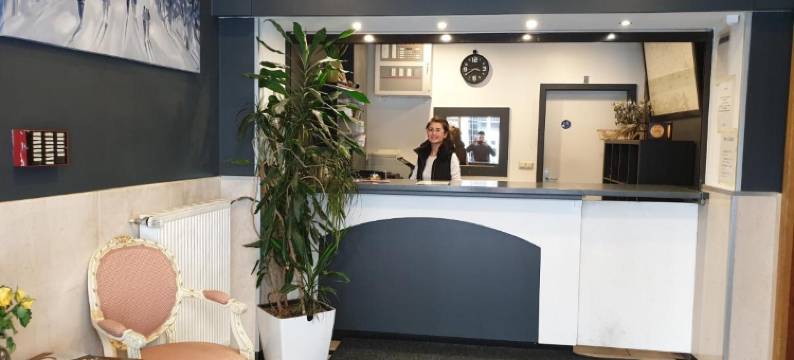 亚夏酒店(Yasha Hotel)图片