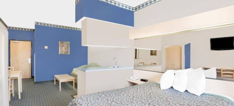 哈钦森温德姆戴斯套房酒店(Days Inn & Suites by Wyndham Hutchinson)图片