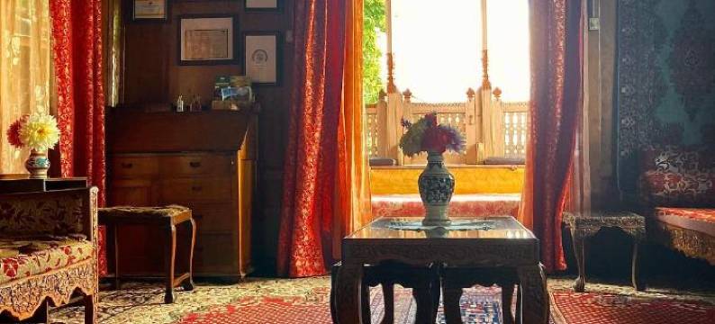 纳基恩百合船屋(Houseboat Lily of Nageen)图片