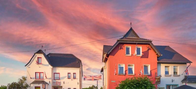 小不列颠旅馆(The Little Britain Inn Themed Hotel One of a Kind in Europe)图片