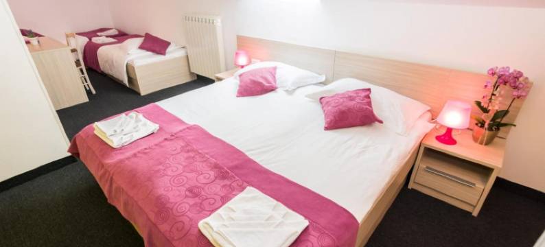 桑迪别墅酒店(Hotel Villa Sandi - Free Parking)图片