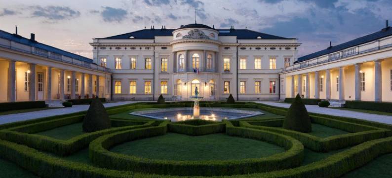 卡洛耶卡斯蒂里酒店及餐厅(Károlyi Kastély Hotel & Restaurant)图片