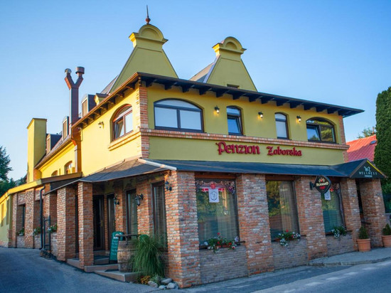 佐波尔斯卡健康旅馆