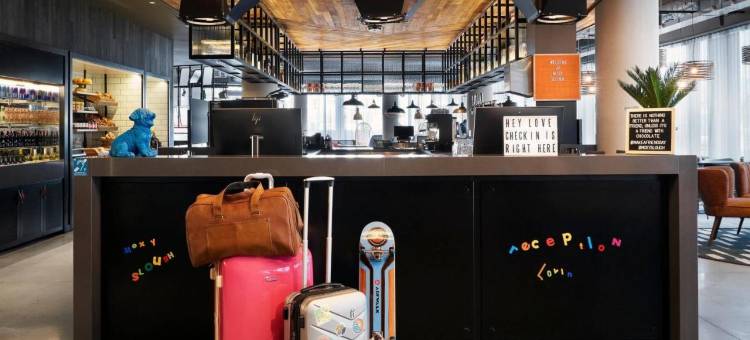 斯劳万豪Moxy酒店(Moxy Slough)图片