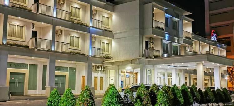 库庞纳卡酒店(Naka Hotel Kupang)图片