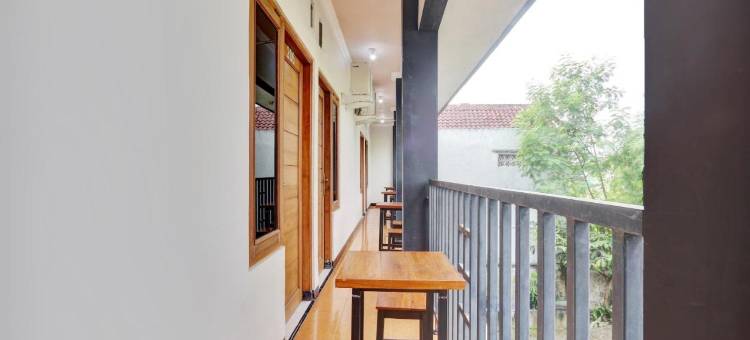威斯玛CK酒店(Cozzy Residence Wisma CK Kebumen)图片