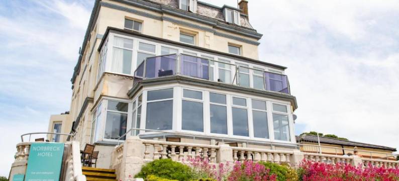 诺布雷克霍特尔由Compass酒店管理(The Norbreck Hotel by Compass Hospitality)图片