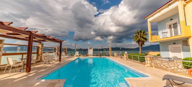 格拉湾公寓式酒店(Gera Bay Studios and Apartments)图片