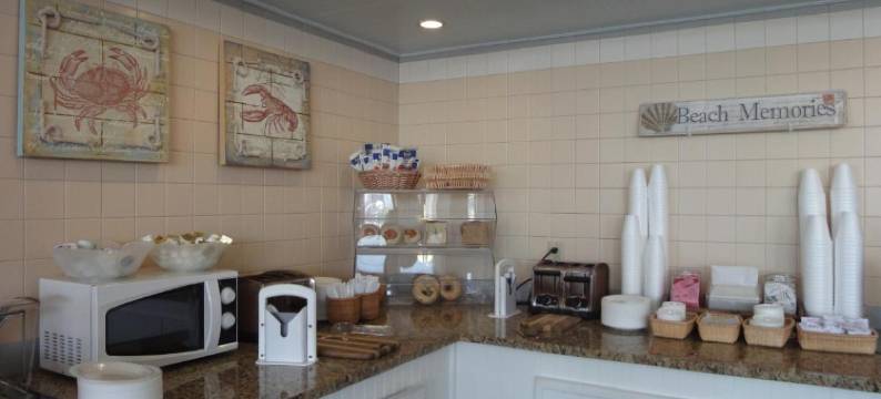 海恩尼斯旅游客栈(Hyannis Travel Inn)图片