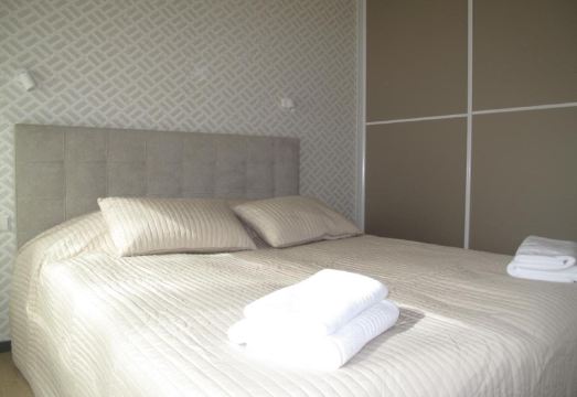 Sakalo 44 Hotel Overview