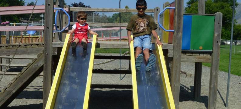 坎卢普斯朗奇兰汽车旅馆(The Ranchland Inn Kamloops)图片