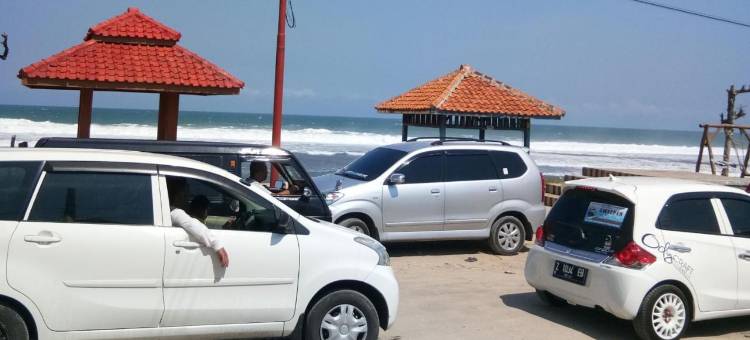 卡朗劳特萨扬赫朗酒店(Penginapan Karanglaut Sayangheulang)图片