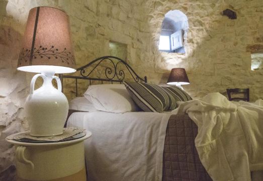 Borgo Sardedda Suites Hotel Overview