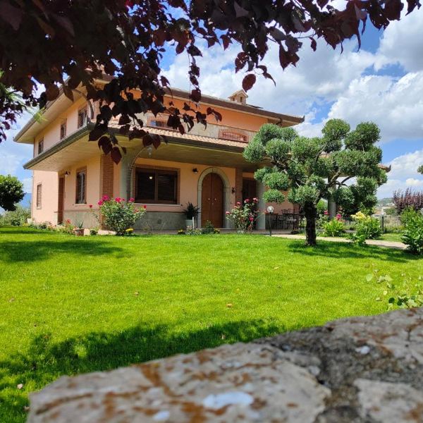乌丽维别墅酒店(Villa Ulivi)图片