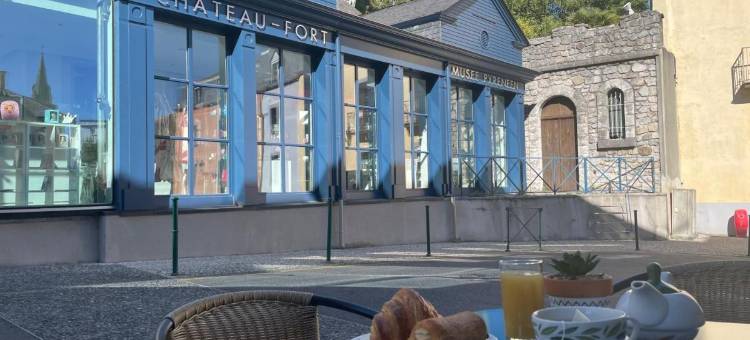 玛拉姆贝尔城堡酒店(Logis Hotel Castel de Mirambel)图片