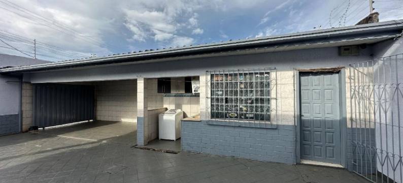 与购物中心PVH后面的波萨达住宅(Pousada Residencial - Pvh)图片