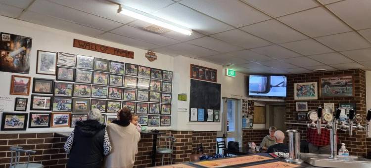 洛克哈特铁路酒店(Lockhart Railway Hotel)图片