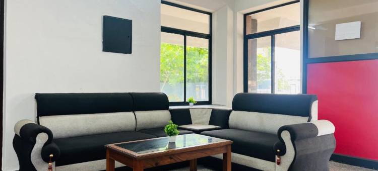 Hotel Sunday - Townhouse Club Airport Trivandrum图片