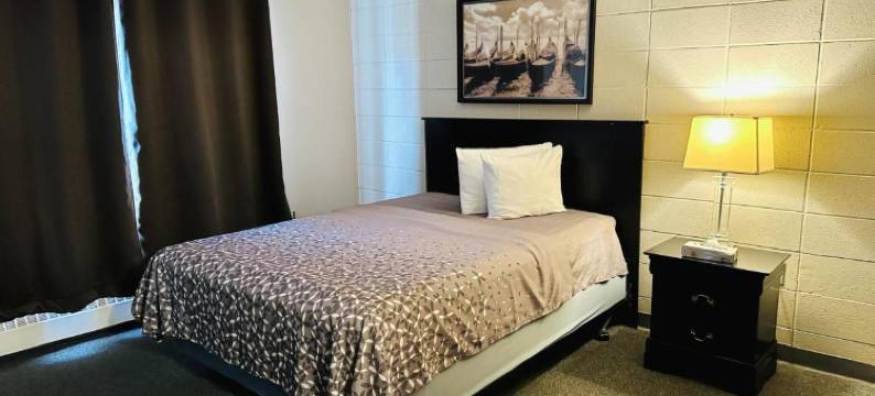 毕佛拉基汽车旅馆(Beaverlodge Motor Inn)图片