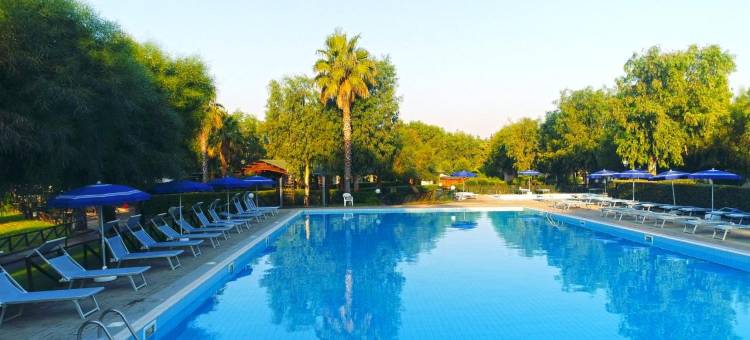 TH 西贝里滨海 - 德格里海湾村庄酒店(TH Marina di Sibari - Baia Degli Achei Village)图片