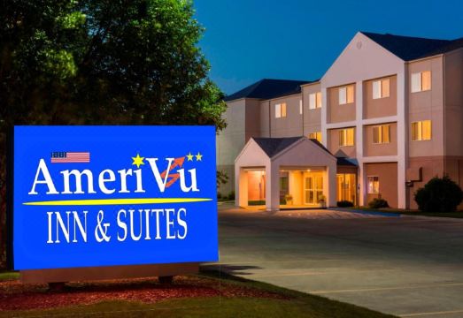 Amerivu Inn and Suites Hotel Overview