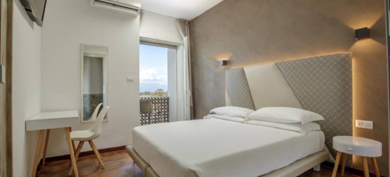 提雷诺酒店(Hotel Tirreno)图片